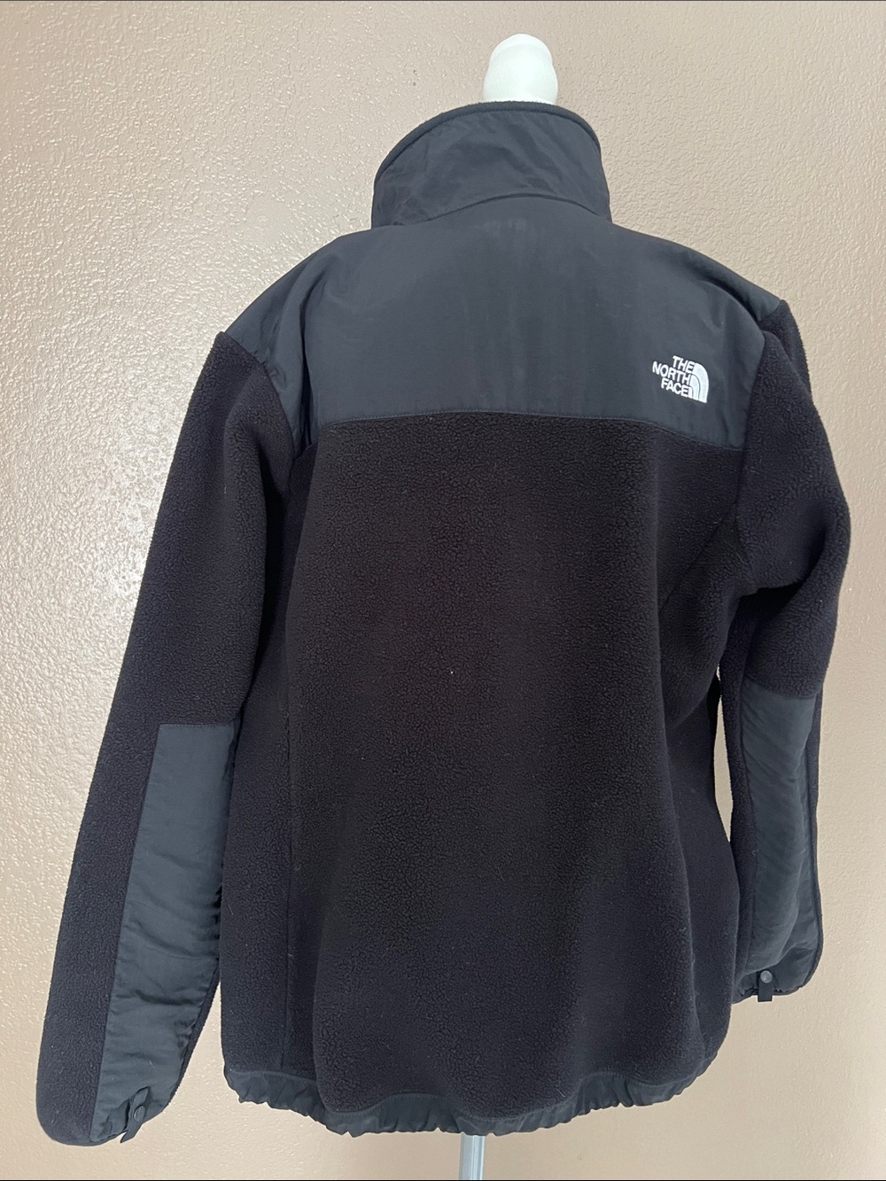 The North Face Black Men's Hybrid Fleece Jacket - Picture 4 of 5